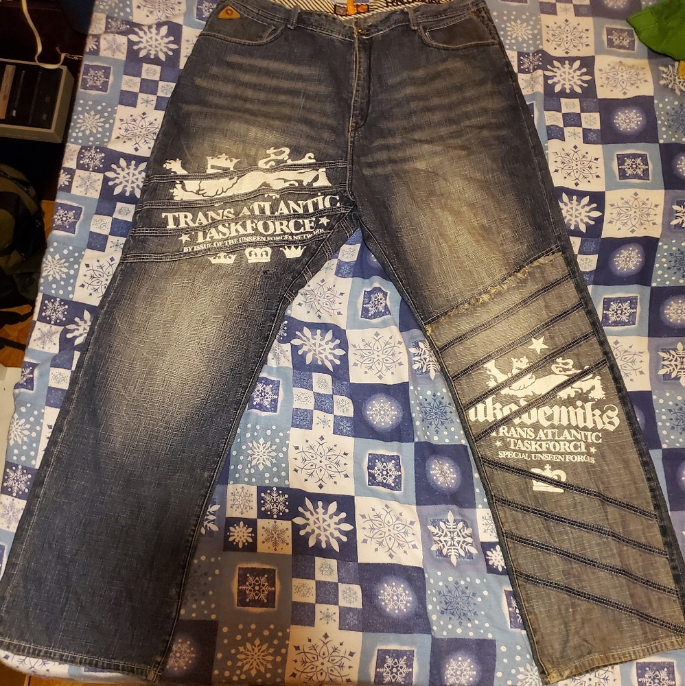 jeans - Picture 2 of 2